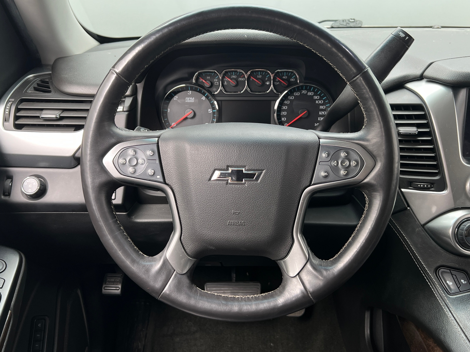 Thumbnail: 2017 Chevrolet Tahoe - 4