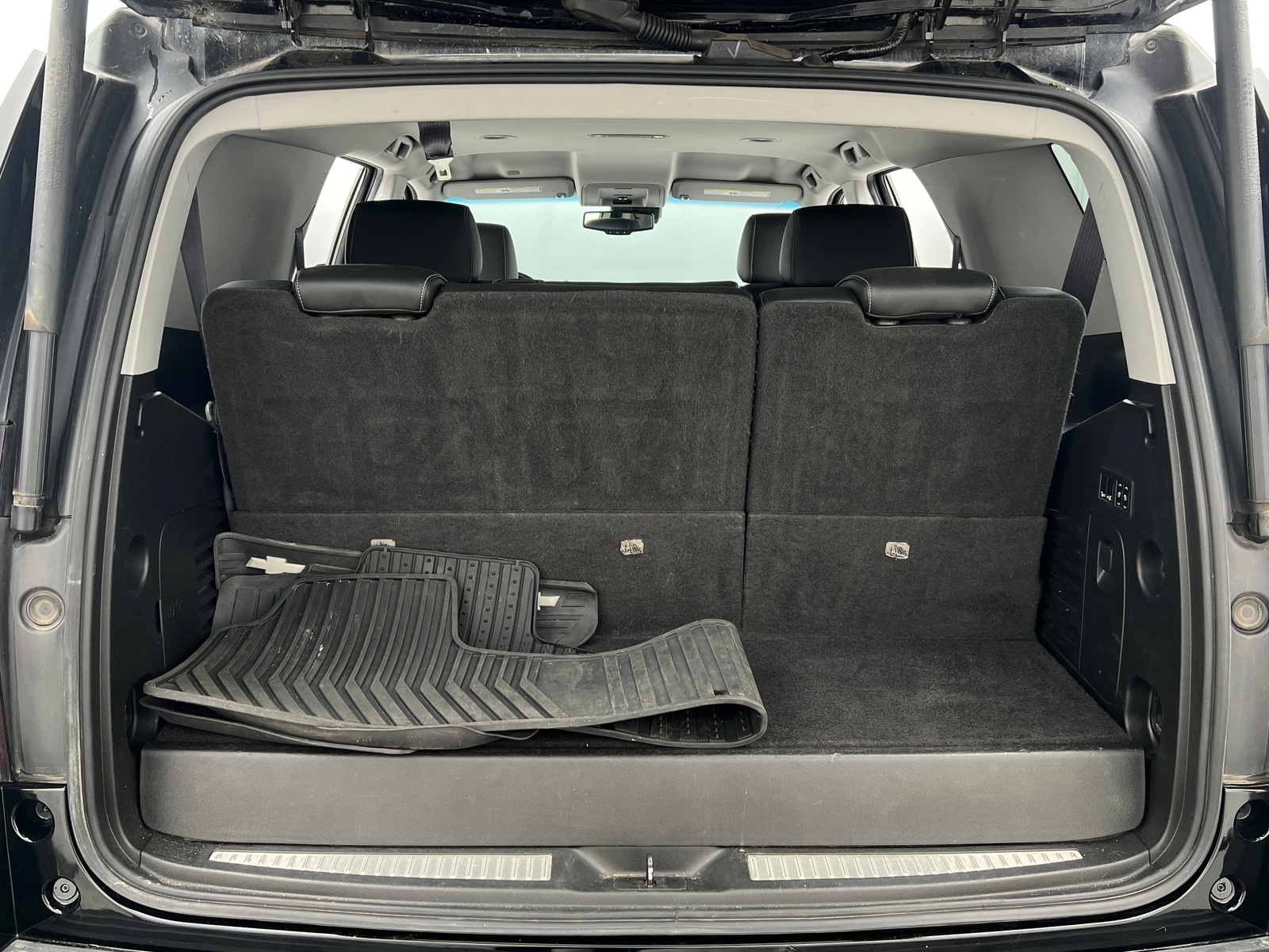 Thumbnail: 2017 Chevrolet Tahoe - 6