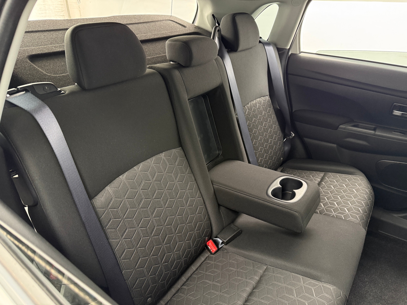 Thumbnail: 2021 Mitsubishi Outlander Sport - 6