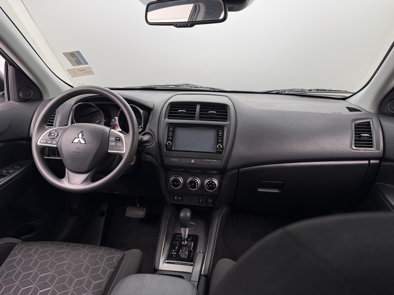 Thumbnail: 2021 Mitsubishi Outlander Sport - 3