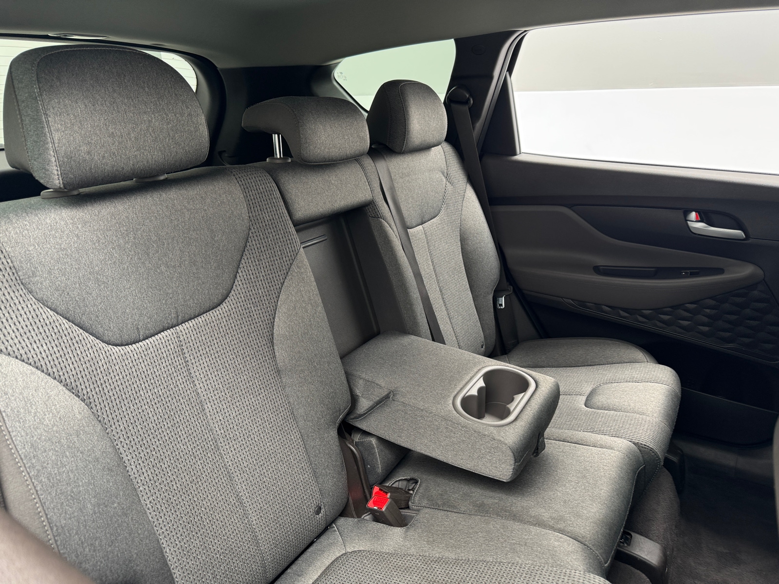 Thumbnail: 2020 Hyundai Santa Fe - 6