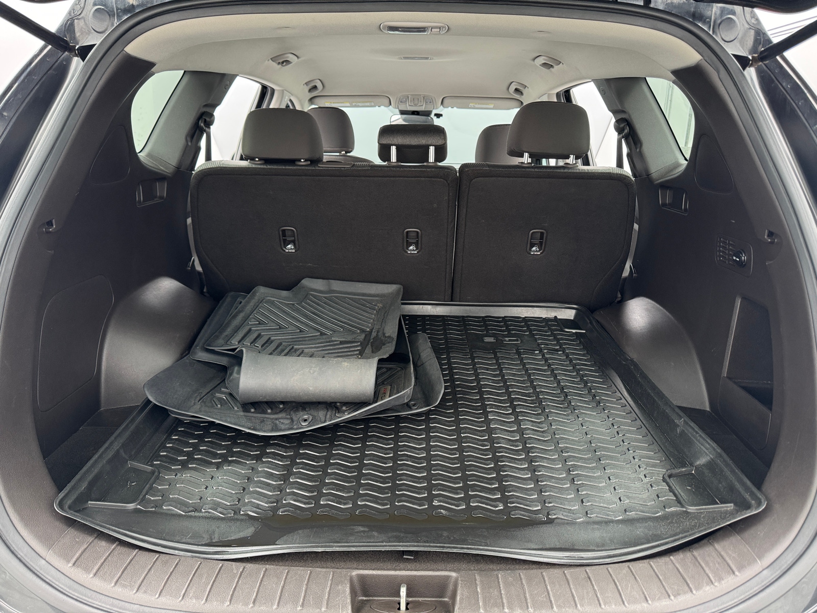 Thumbnail: 2020 Hyundai Santa Fe - 7