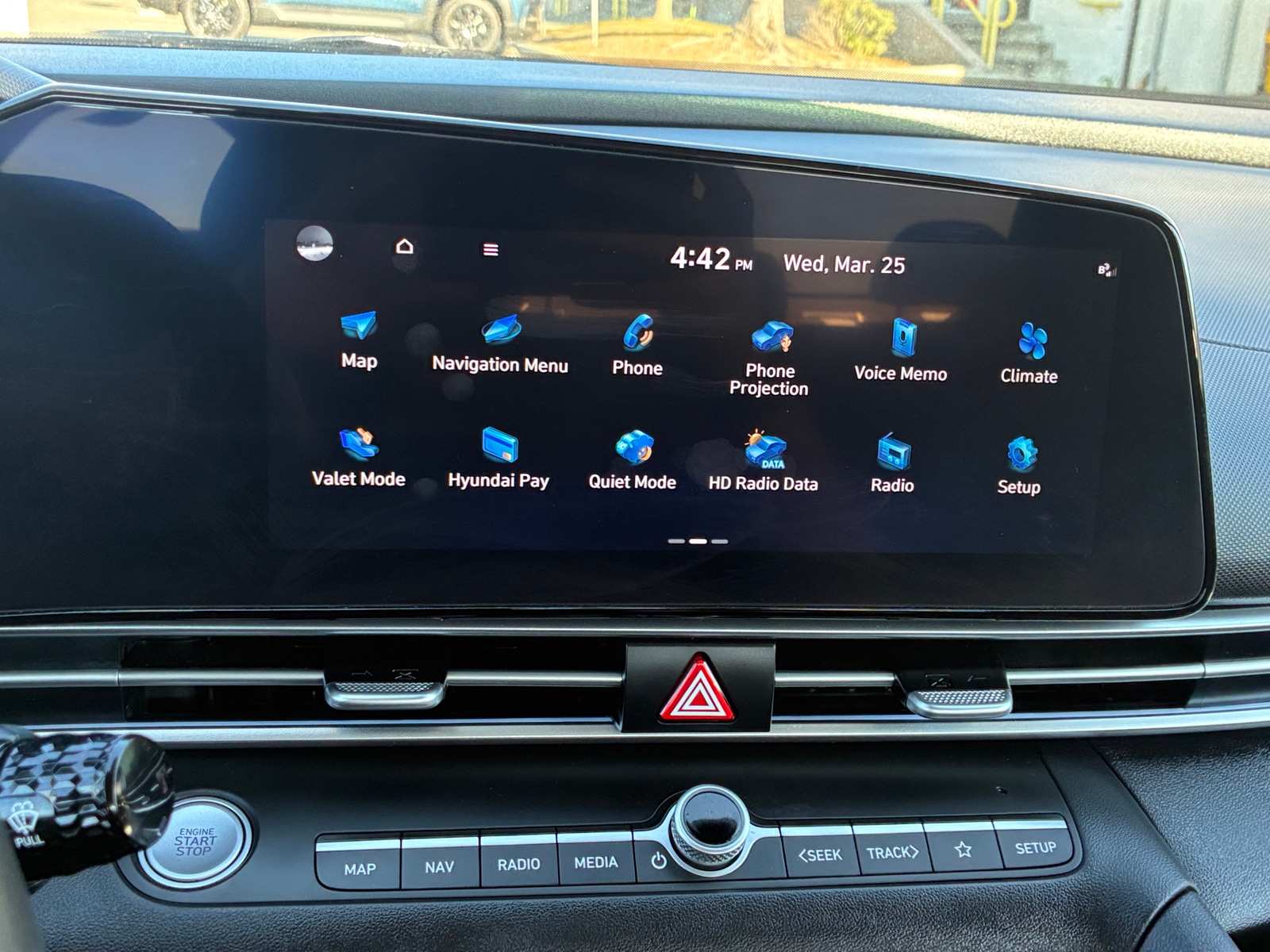 Thumbnail: 2025 Hyundai Elantra - 4
