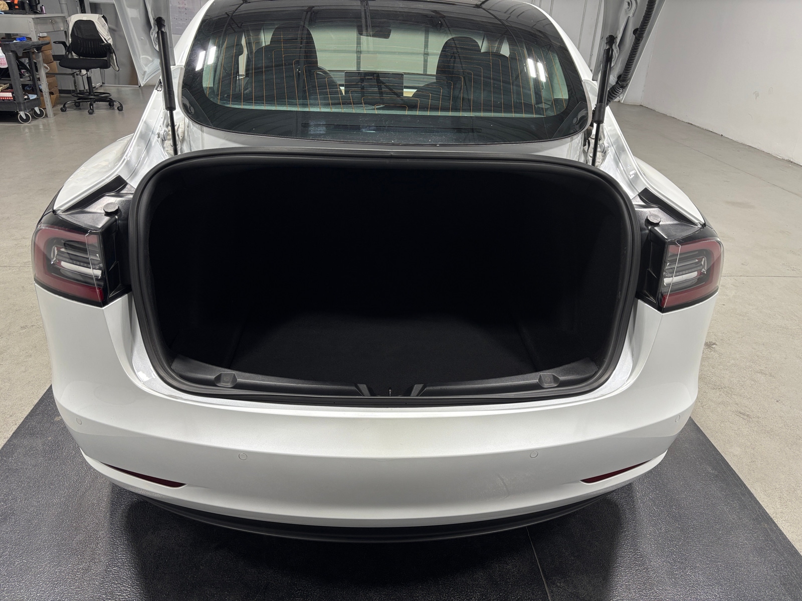 Thumbnail: 2020 Tesla Model 3 - 6