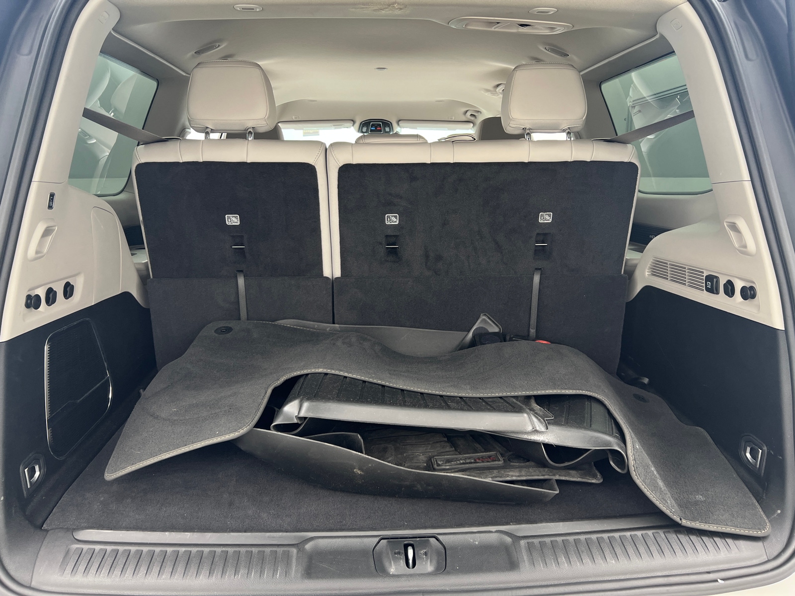 Thumbnail: 2024 Jeep Wagoneer - 6