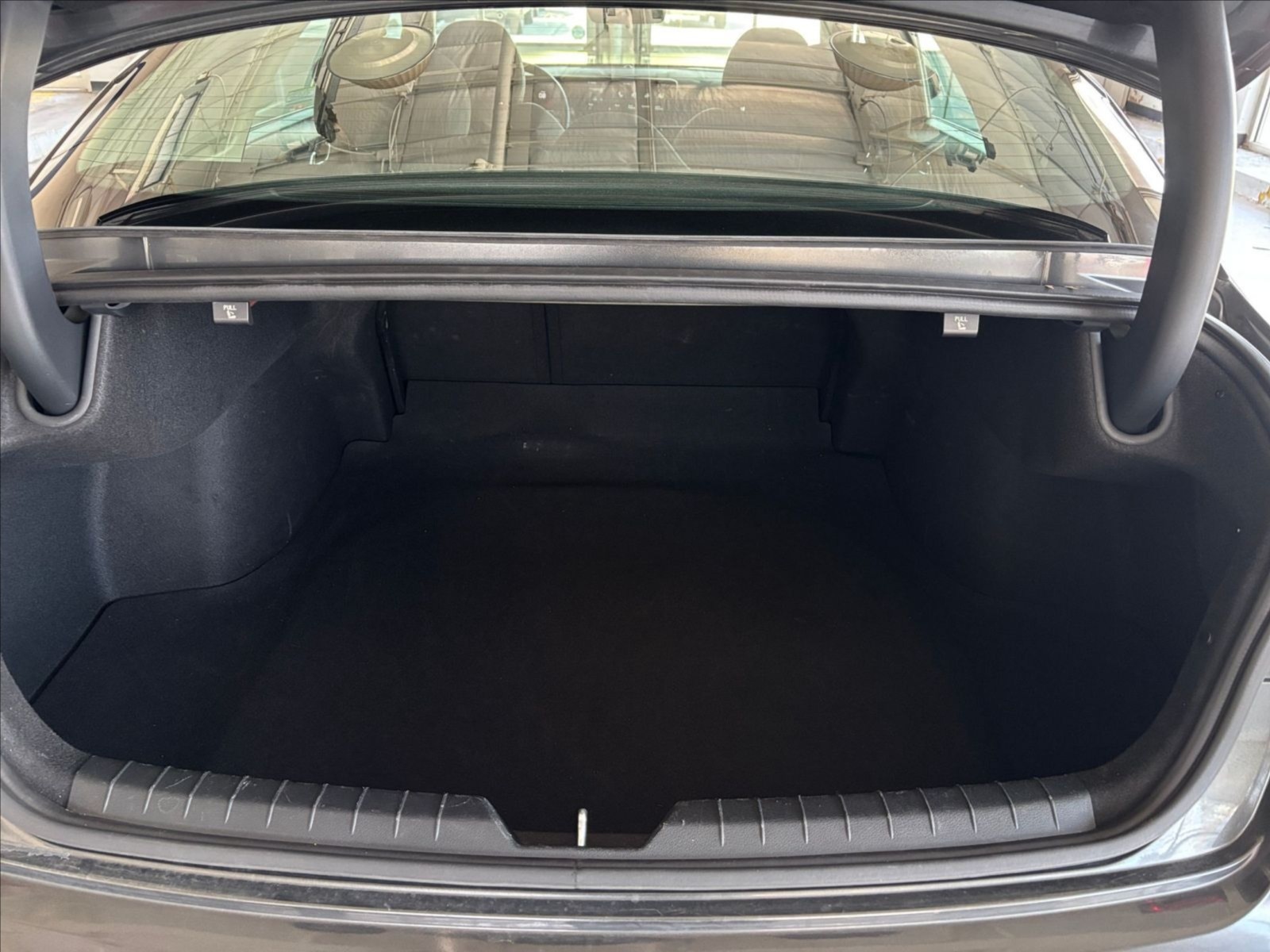 Thumbnail: 2025 Kia K5 - 6