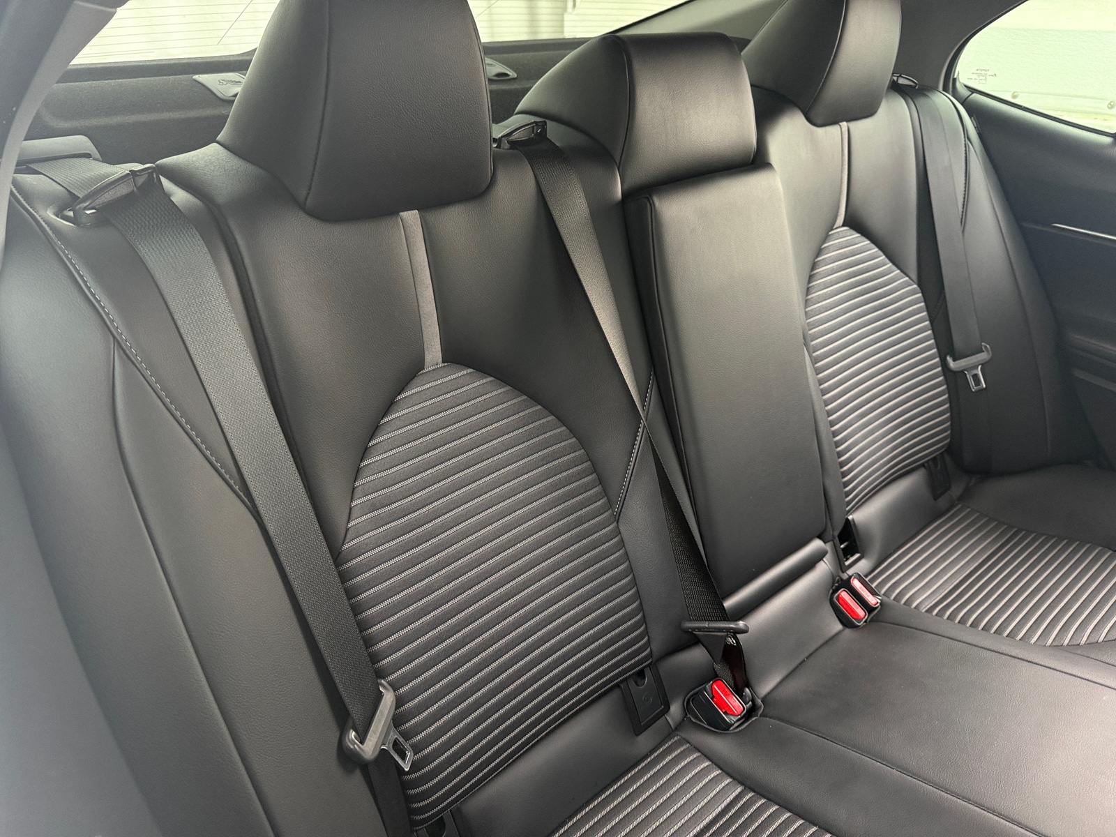 Thumbnail: 2022 Toyota Camry - 6