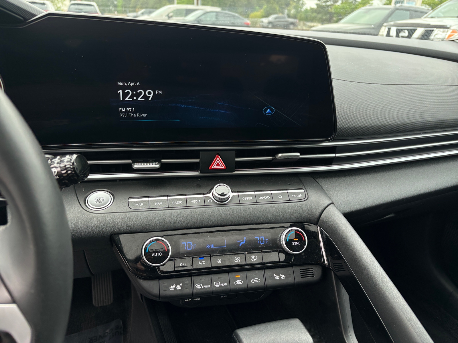Thumbnail: 2025 Hyundai Elantra - 4