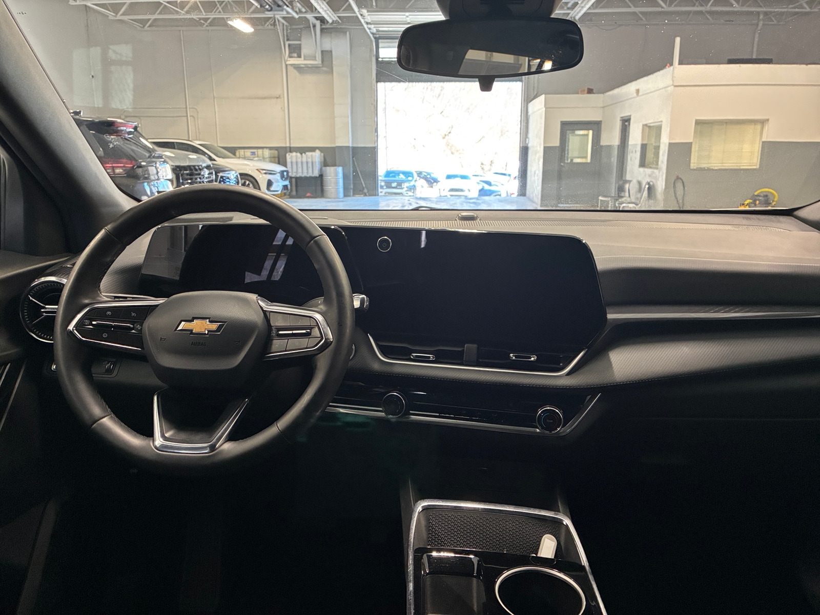 Thumbnail: 2025 Chevrolet Equinox - 3