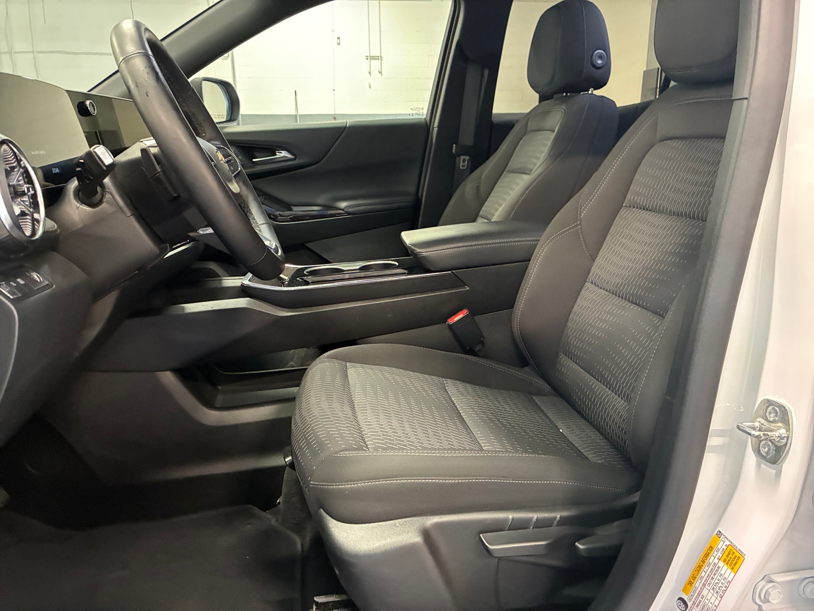 Thumbnail: 2025 Chevrolet Equinox - 2