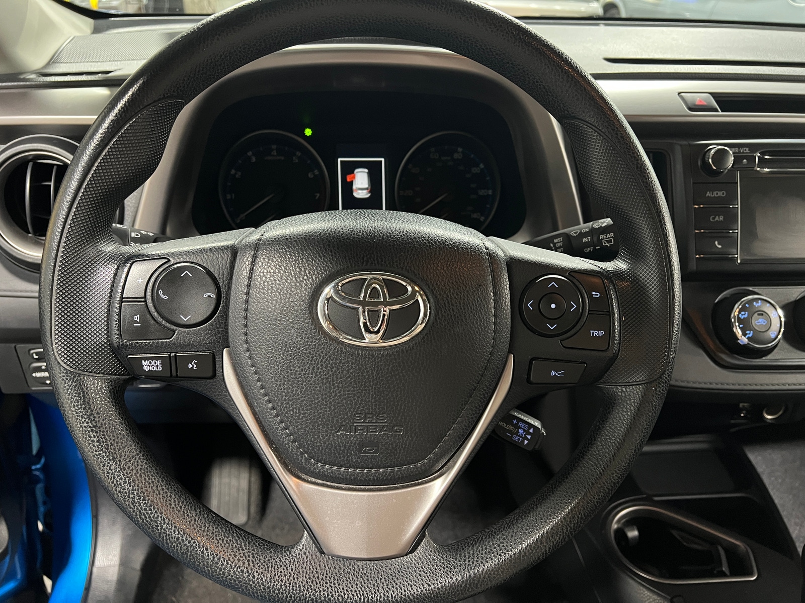 Thumbnail: 2018 Toyota RAV4 - 5