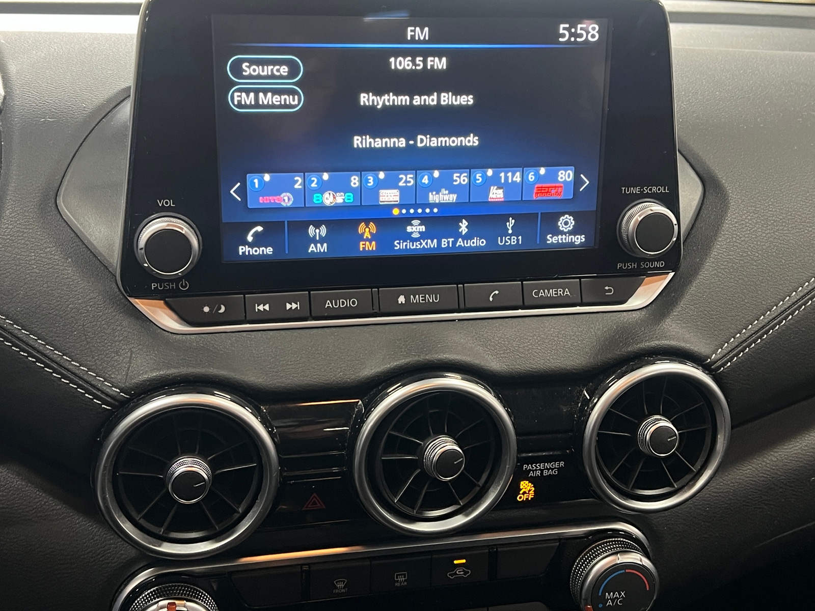 Thumbnail: 2023 Nissan Sentra - 4