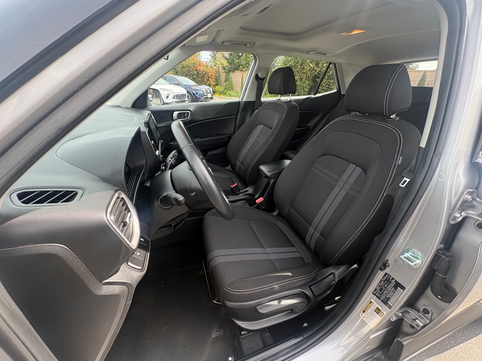 Thumbnail: 2025 Hyundai Venue - 2