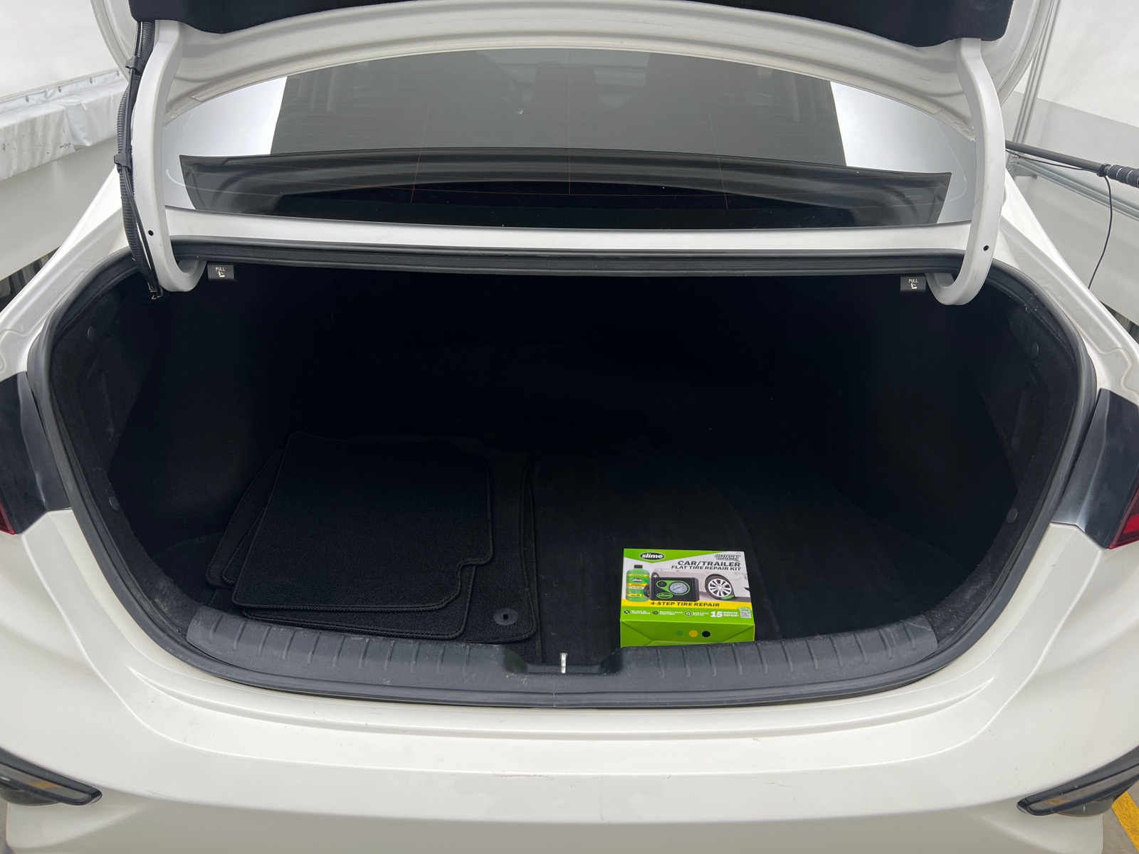 Thumbnail: 2019 Kia Forte - 7