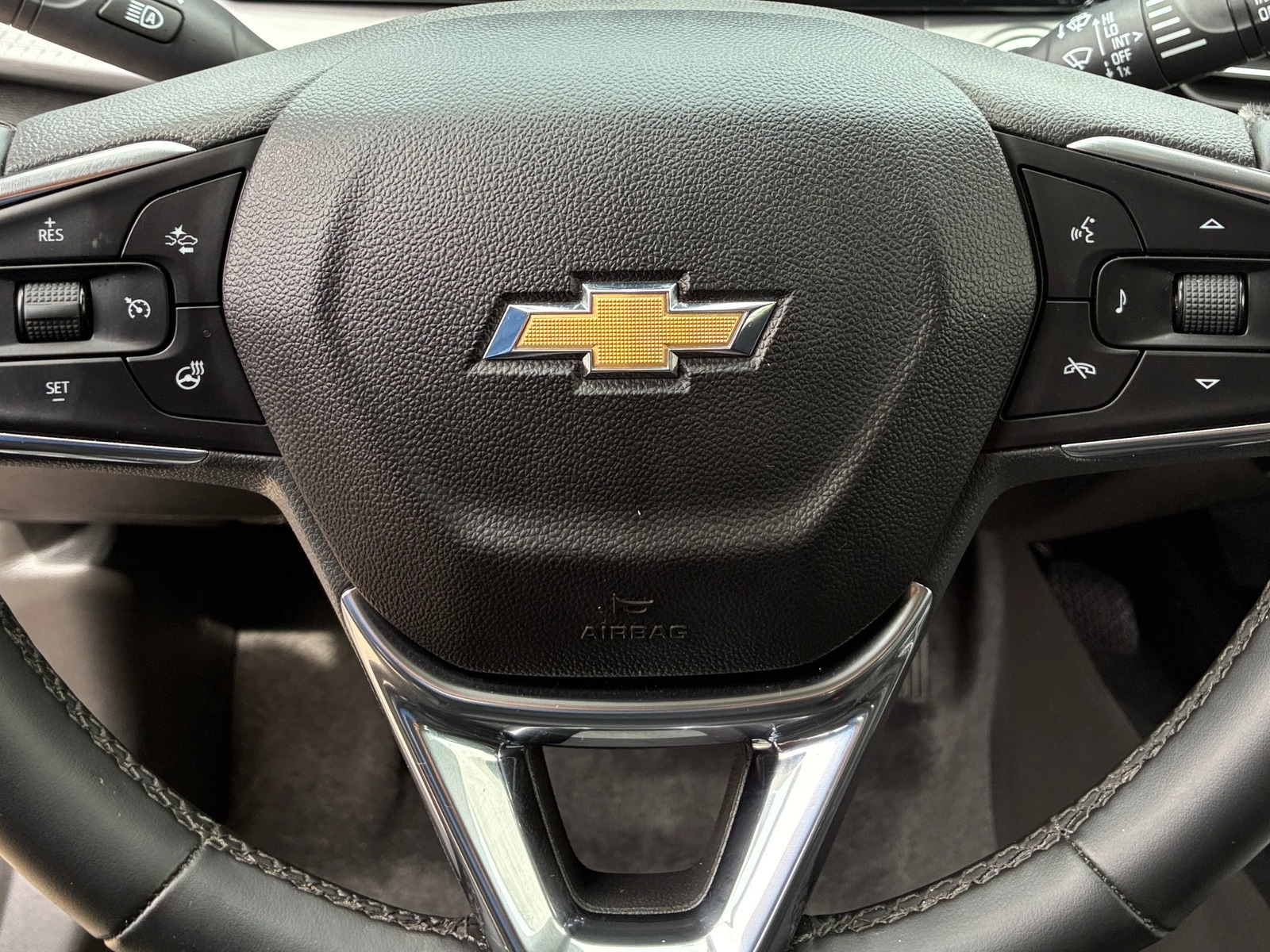 Thumbnail: 2025 Chevrolet Trax - 5