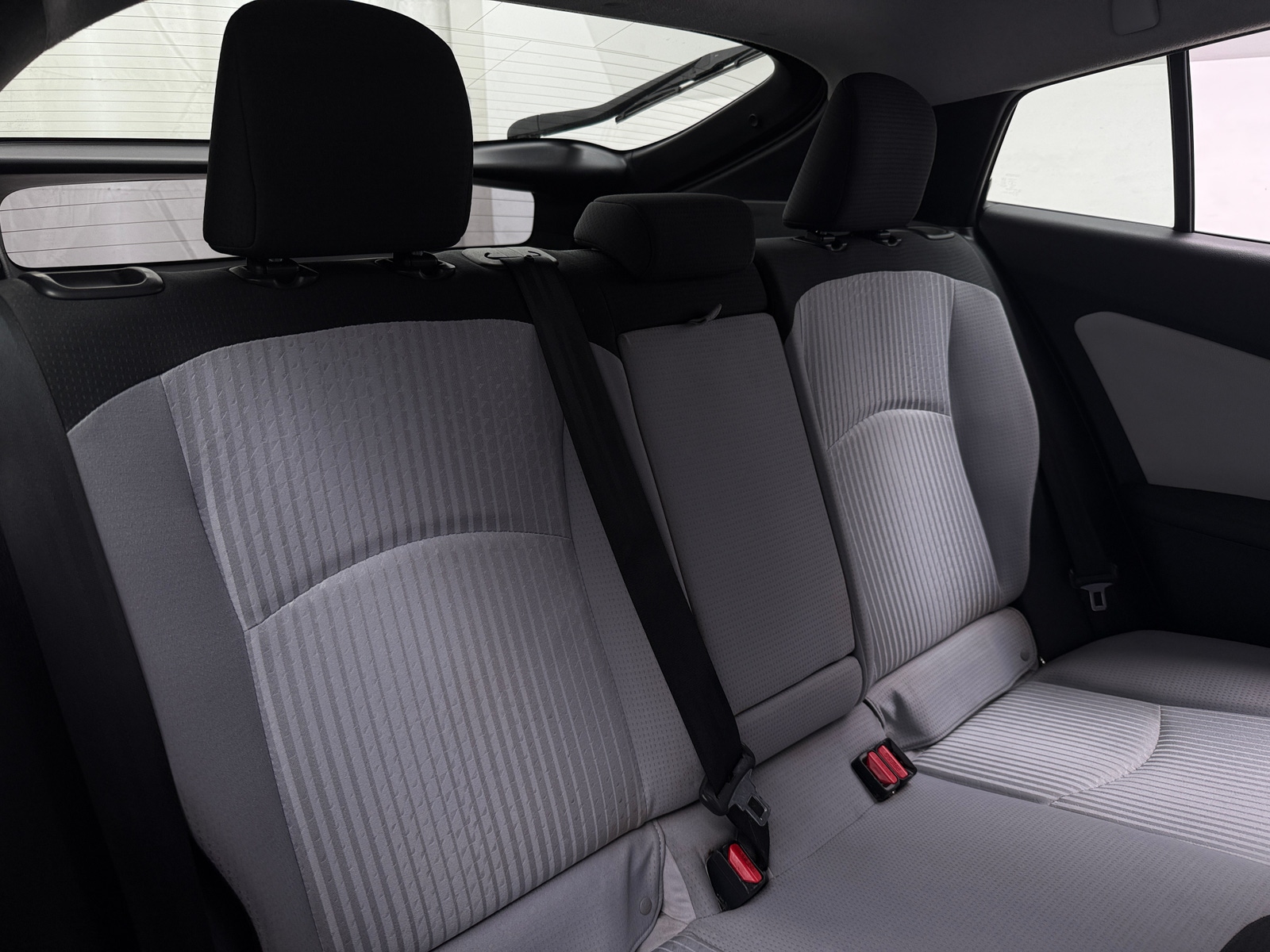 Thumbnail: 2017 Toyota Prius - 6