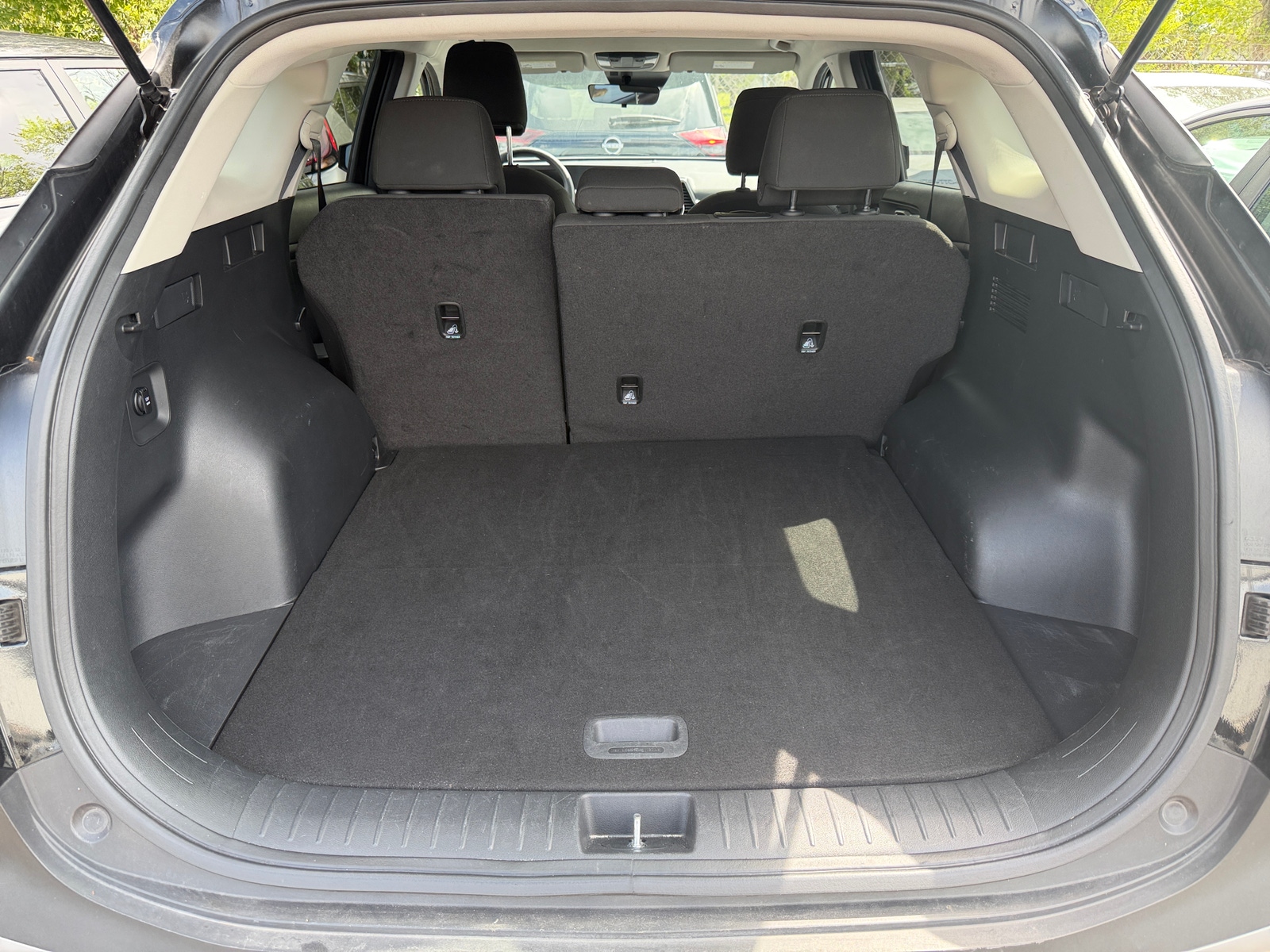 Thumbnail: 2025 Kia Sportage - 6