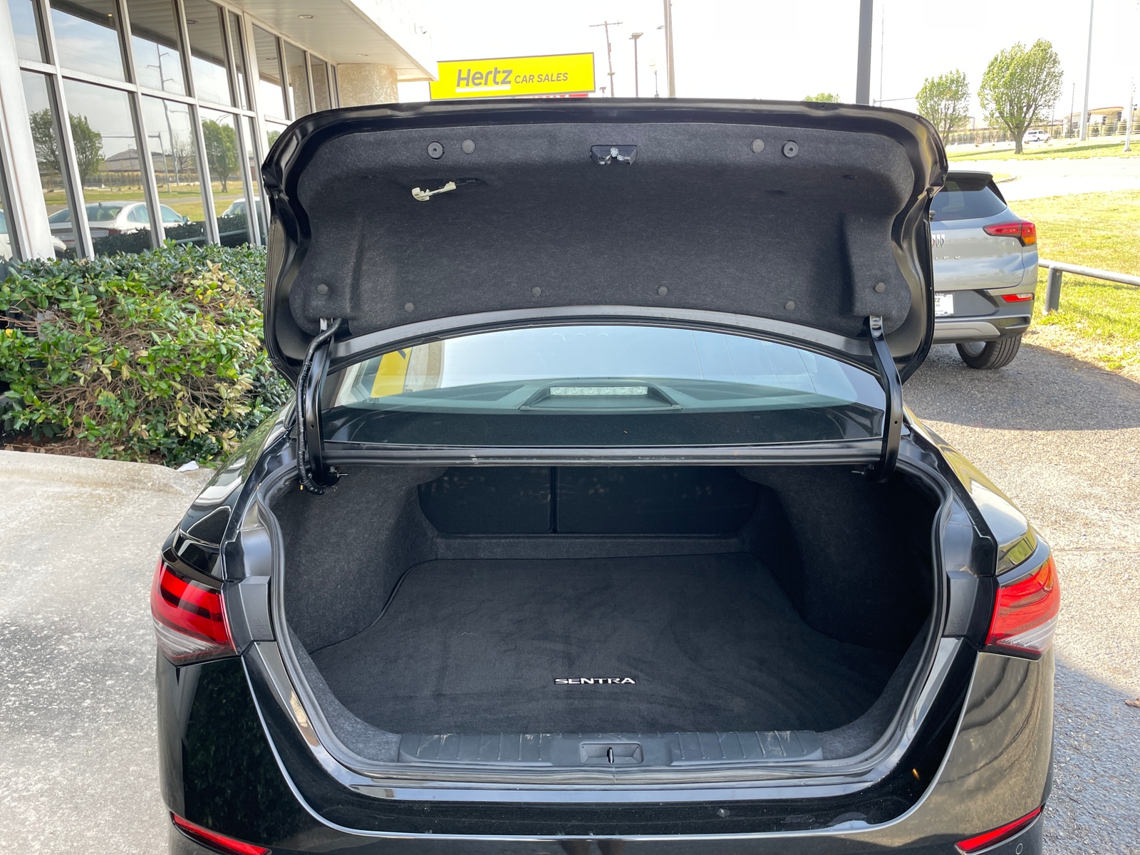 Thumbnail: 2025 Nissan Sentra - 6