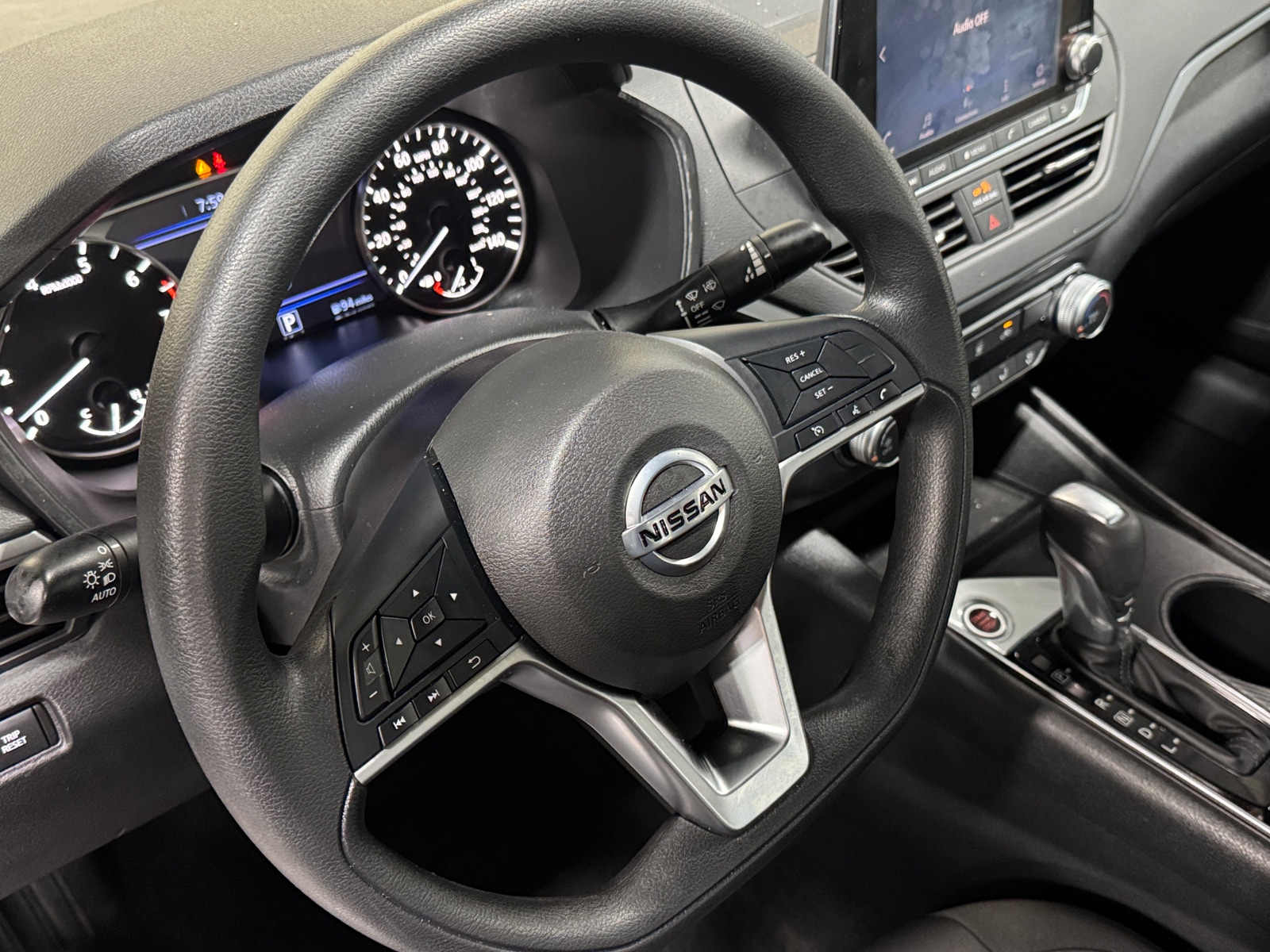 Thumbnail: 2020 Nissan Altima - 5