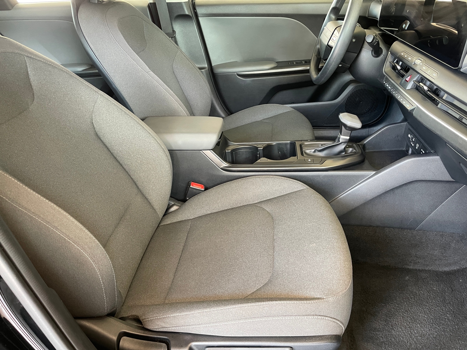 Thumbnail: 2025 Kia K4 - 2