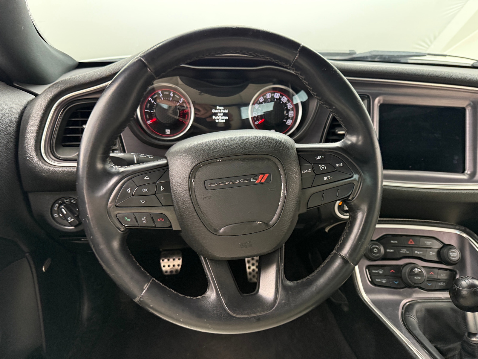 Thumbnail: 2017 Dodge Challenger - 4