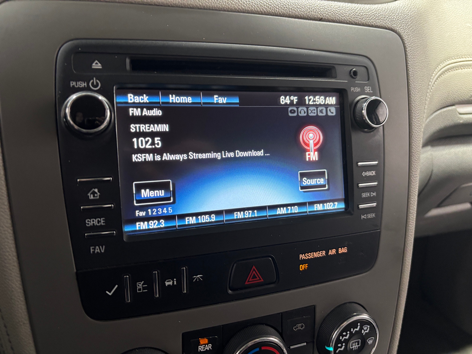 Thumbnail: 2017 Chevrolet Traverse - 4