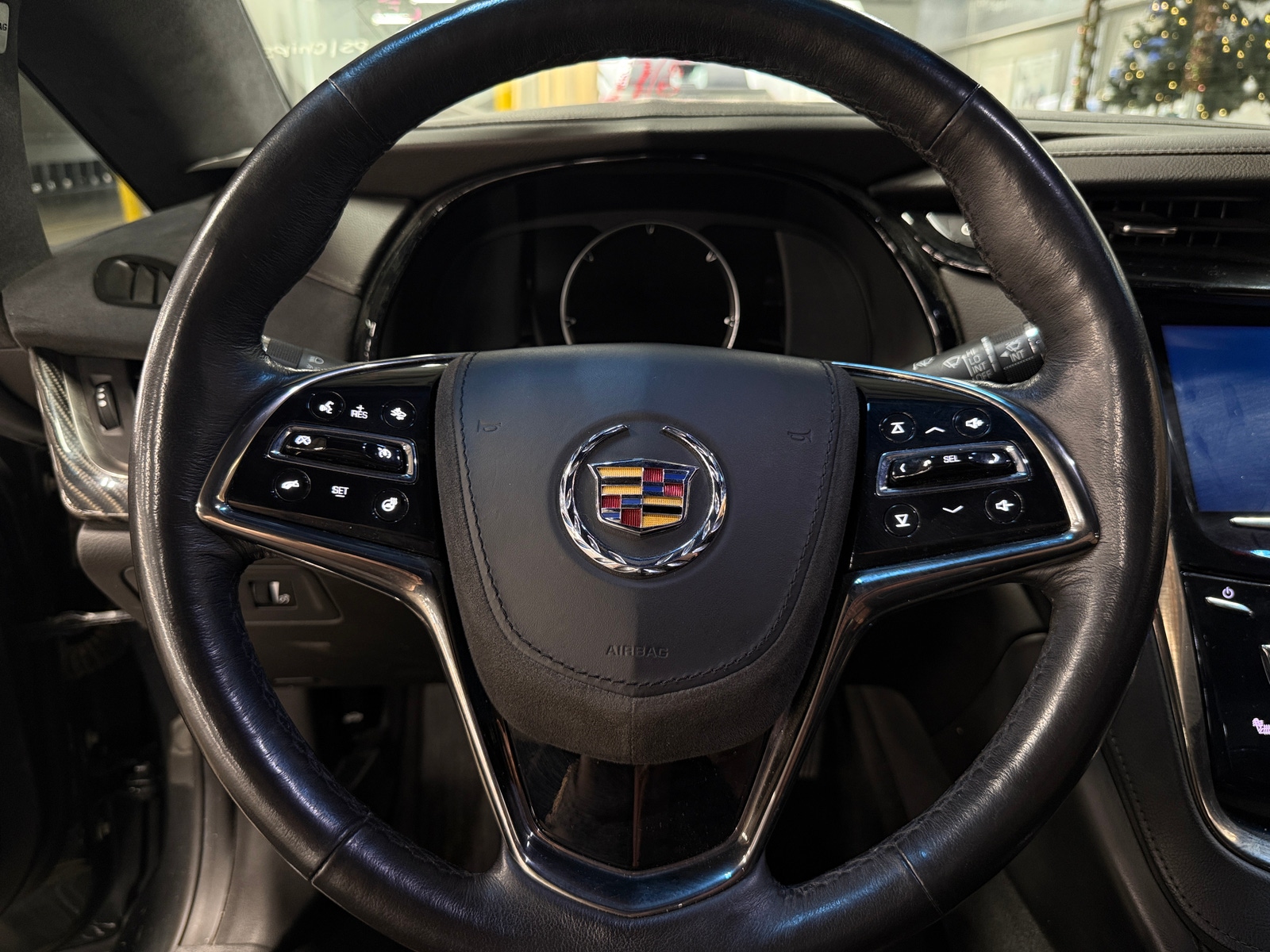 Thumbnail: 2014 Cadillac ELR - 3