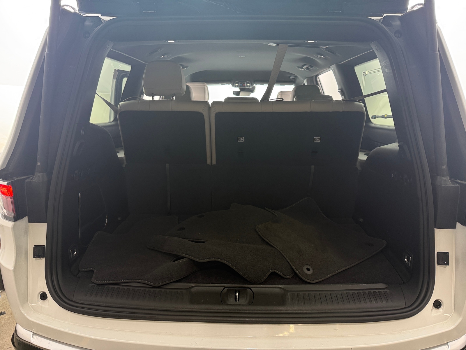 Thumbnail: 2025 Jeep Wagoneer - 6