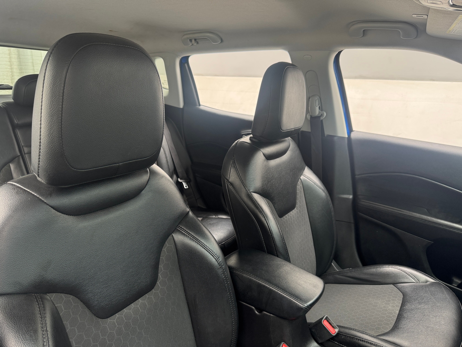 Thumbnail: 2018 Jeep Compass - 2