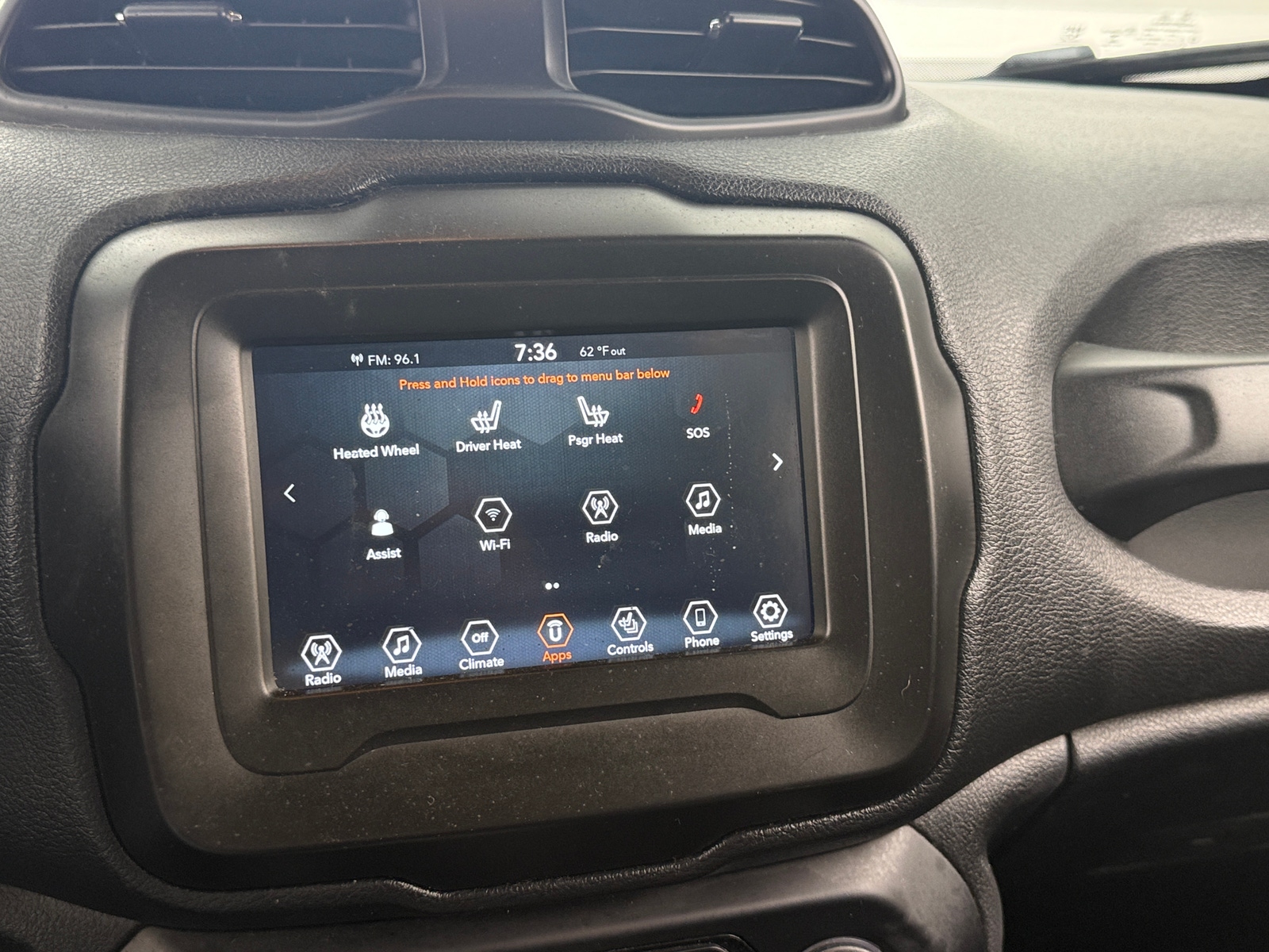 Thumbnail: 2020 Jeep Renegade - 3