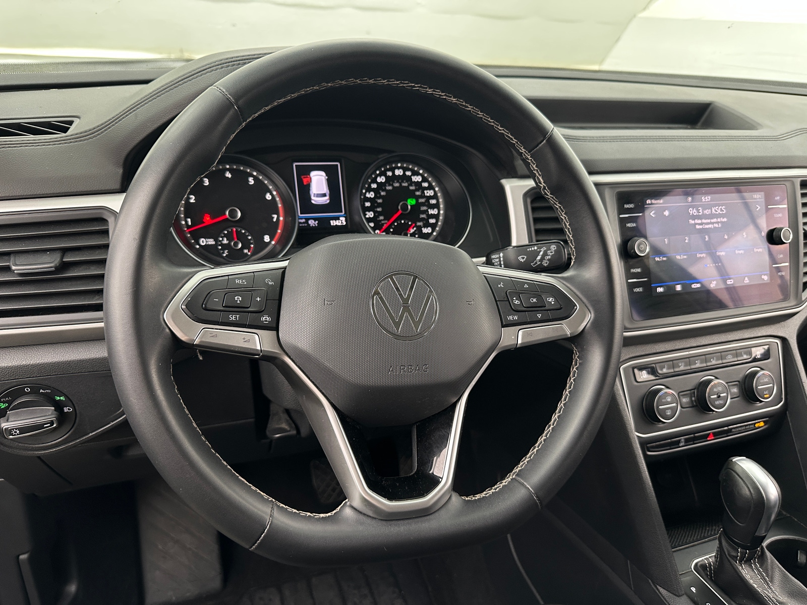 Thumbnail: 2021 Volkswagen Atlas - 4