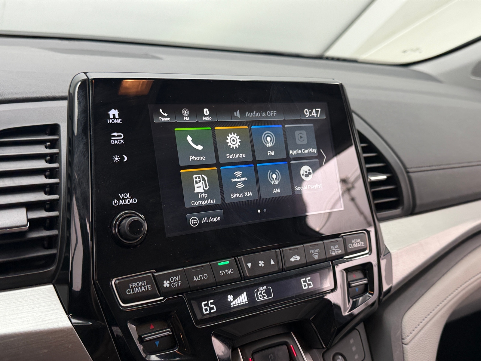 Thumbnail: 2018 Honda Odyssey - 3