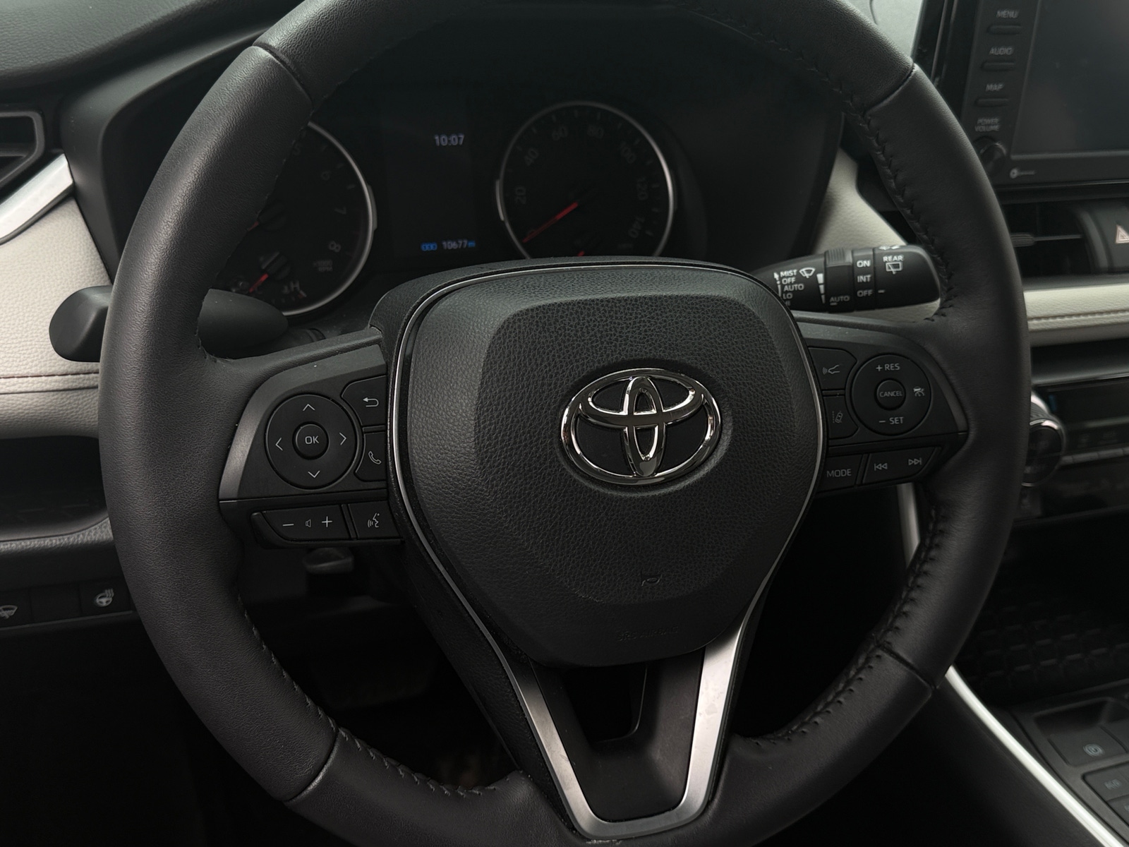 Thumbnail: 2022 Toyota RAV4 - 5