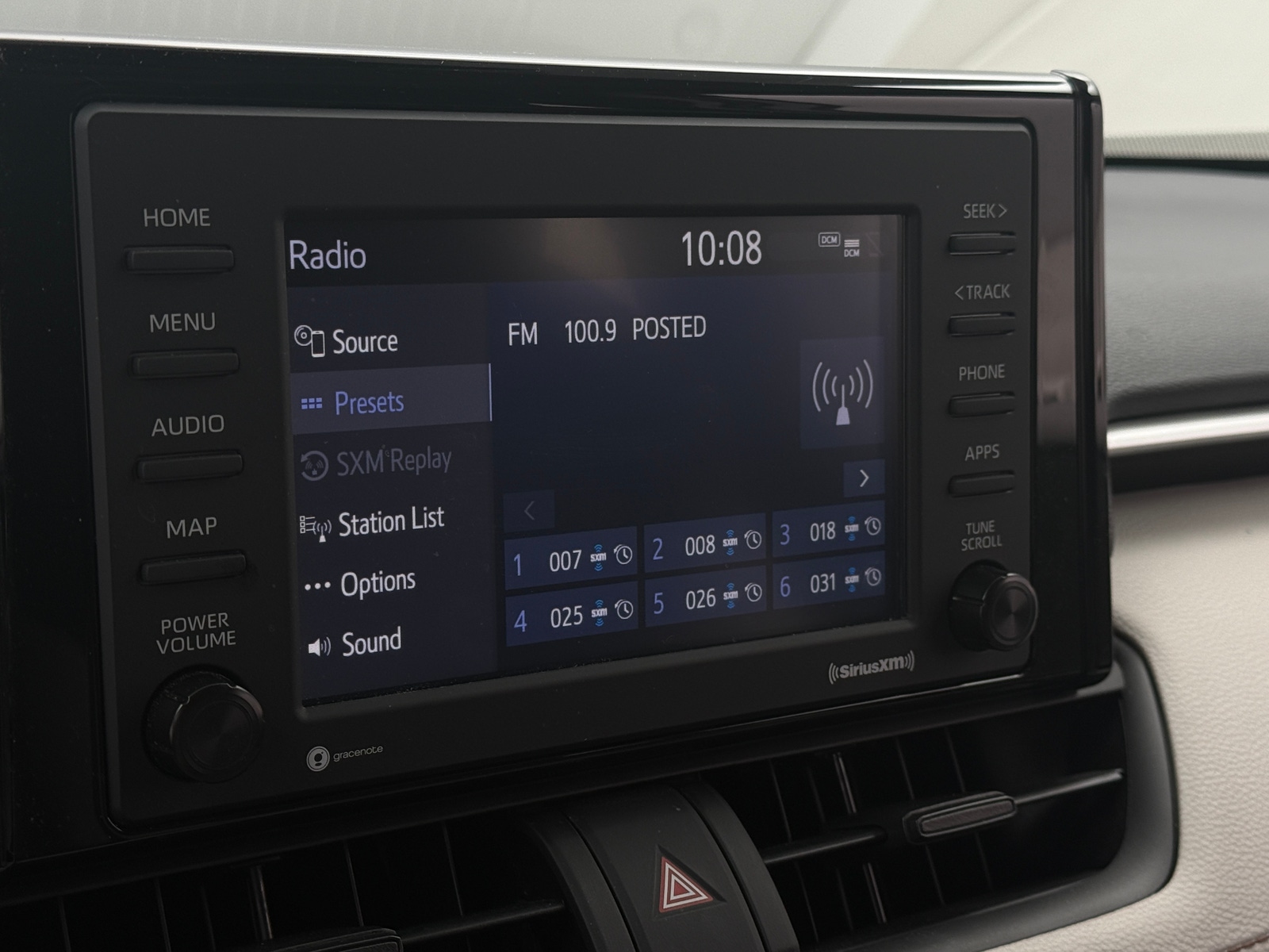 Thumbnail: 2022 Toyota RAV4 - 4