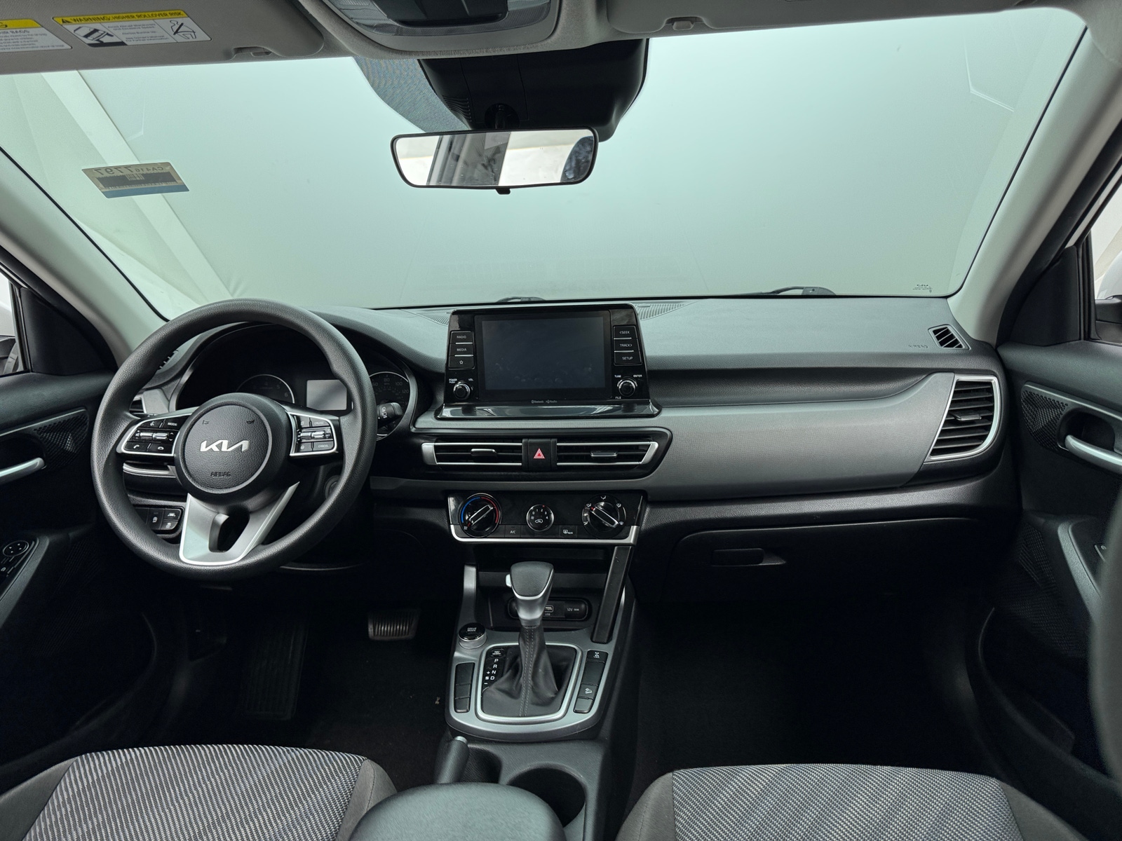 Thumbnail: 2022 Kia Seltos - 3