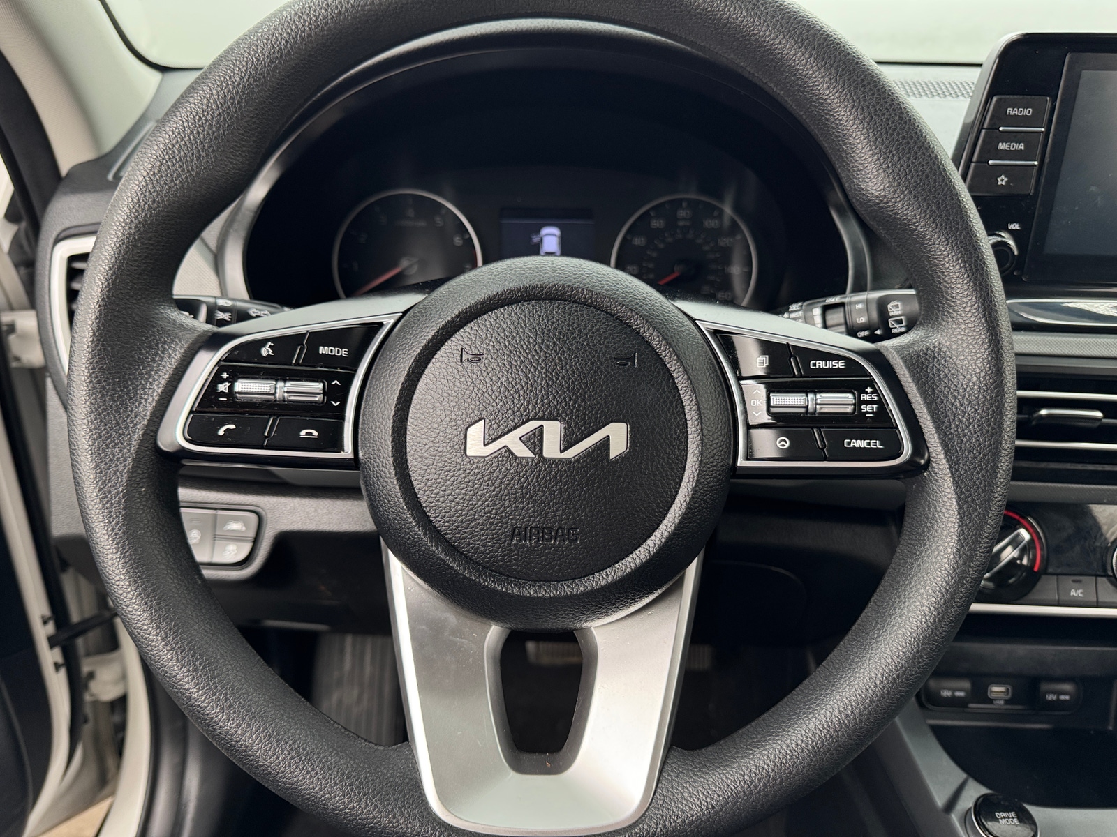 Thumbnail: 2022 Kia Seltos - 5