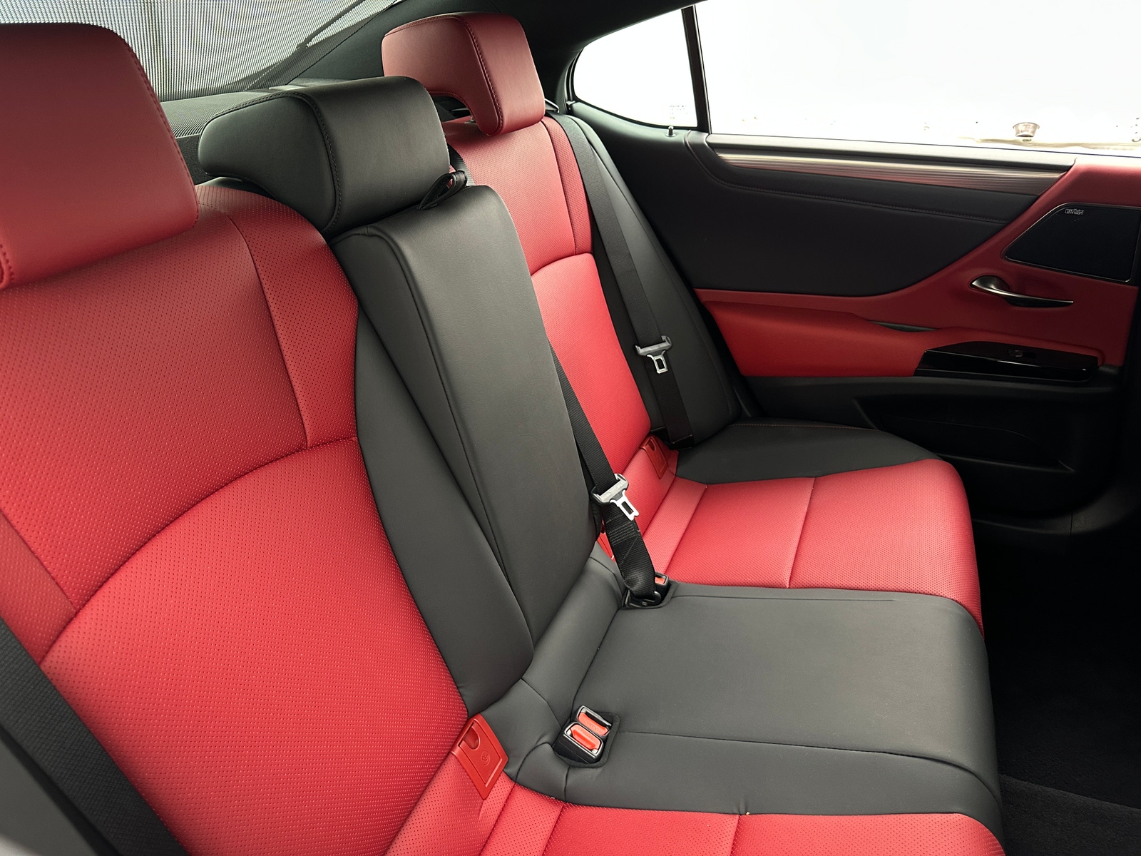 Thumbnail: 2024 Lexus ES - 5