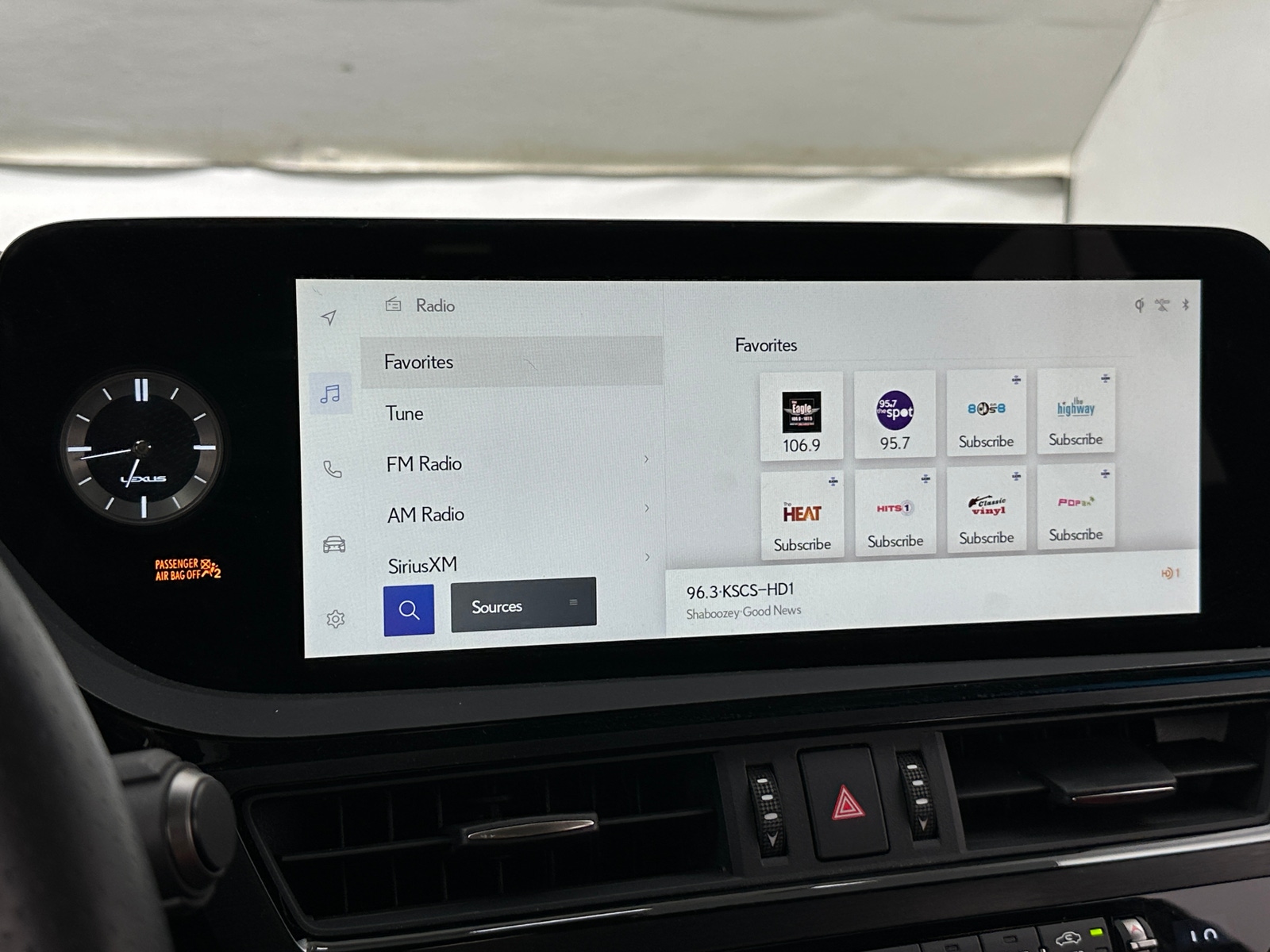 Thumbnail: 2024 Lexus ES - 3