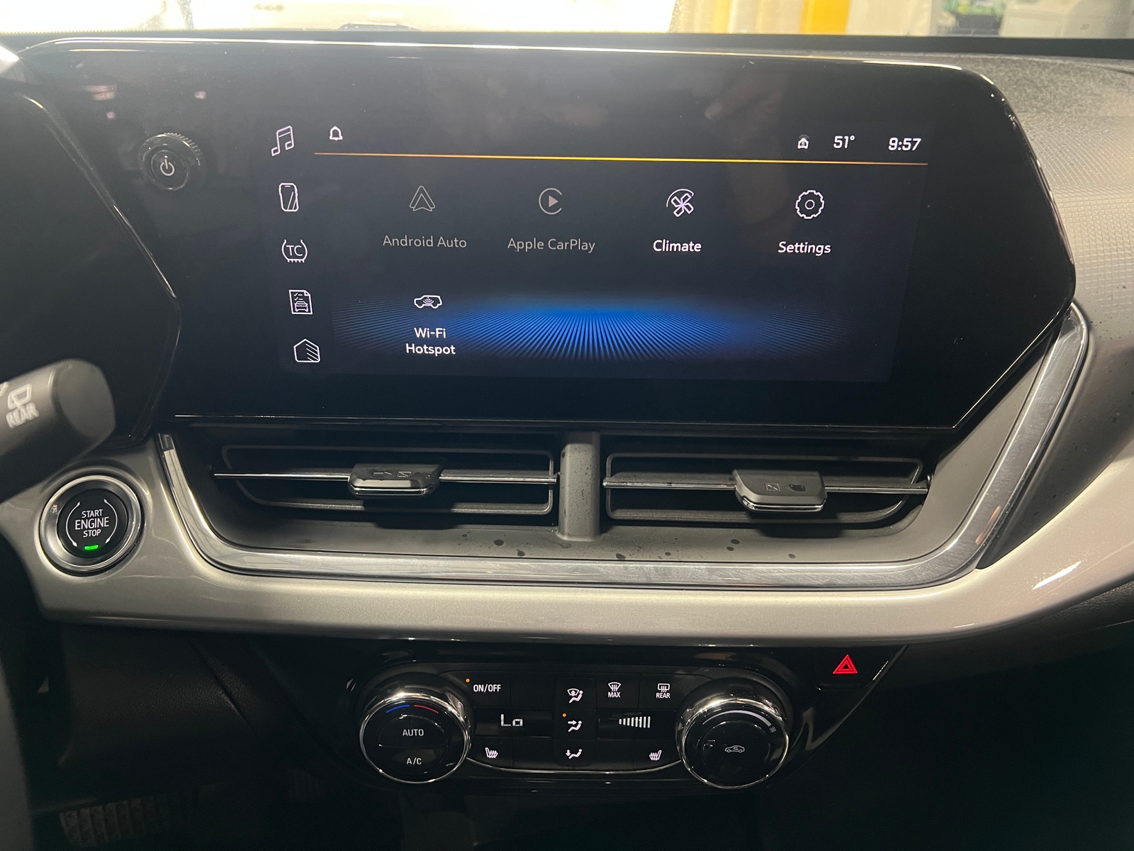 Thumbnail: 2025 Chevrolet Trax - 4