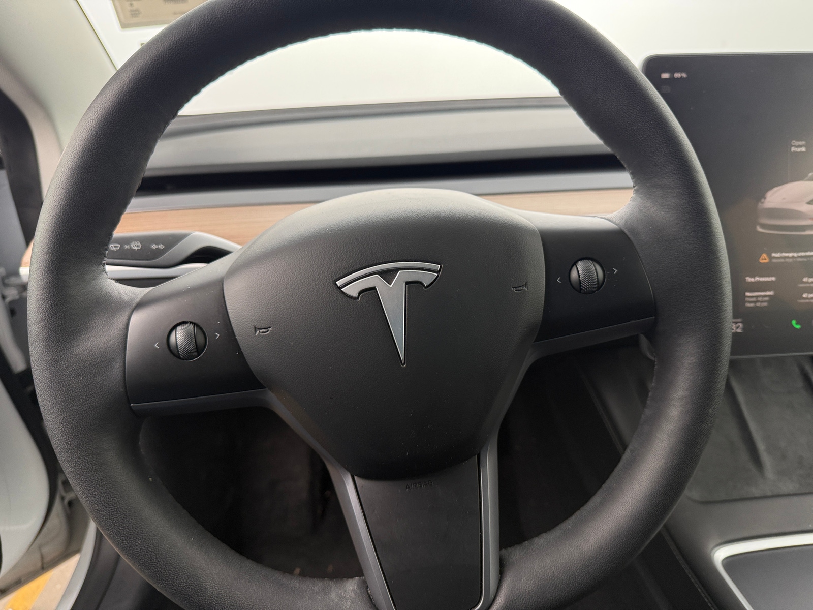 Thumbnail: 2023 Tesla Model 3 - 4