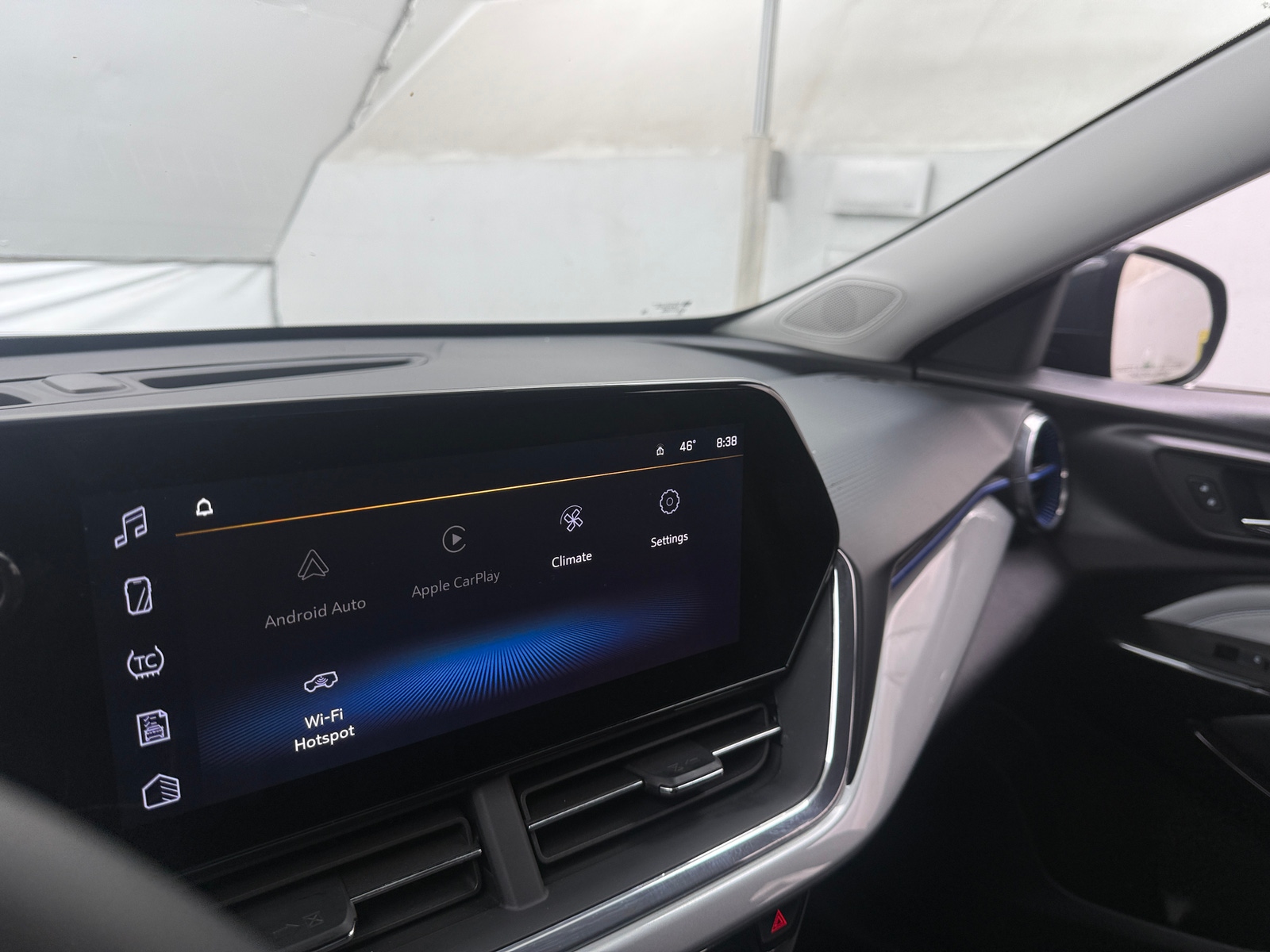 Thumbnail: 2025 Chevrolet Trax - 4