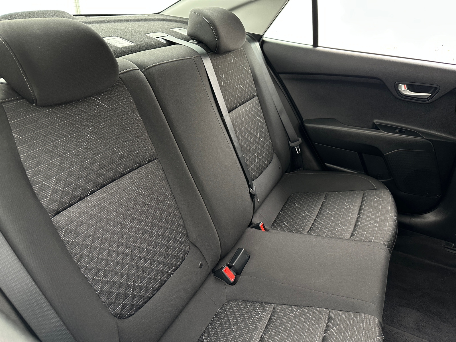 Thumbnail: 2023 Kia Rio - 6