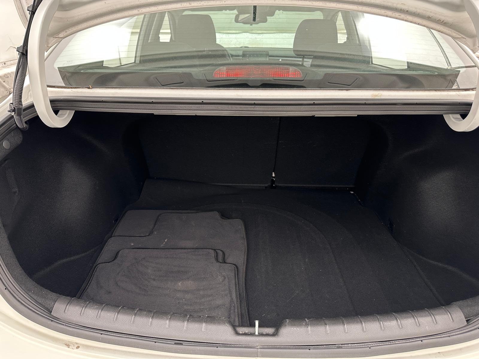 Thumbnail: 2023 Kia Rio - 7