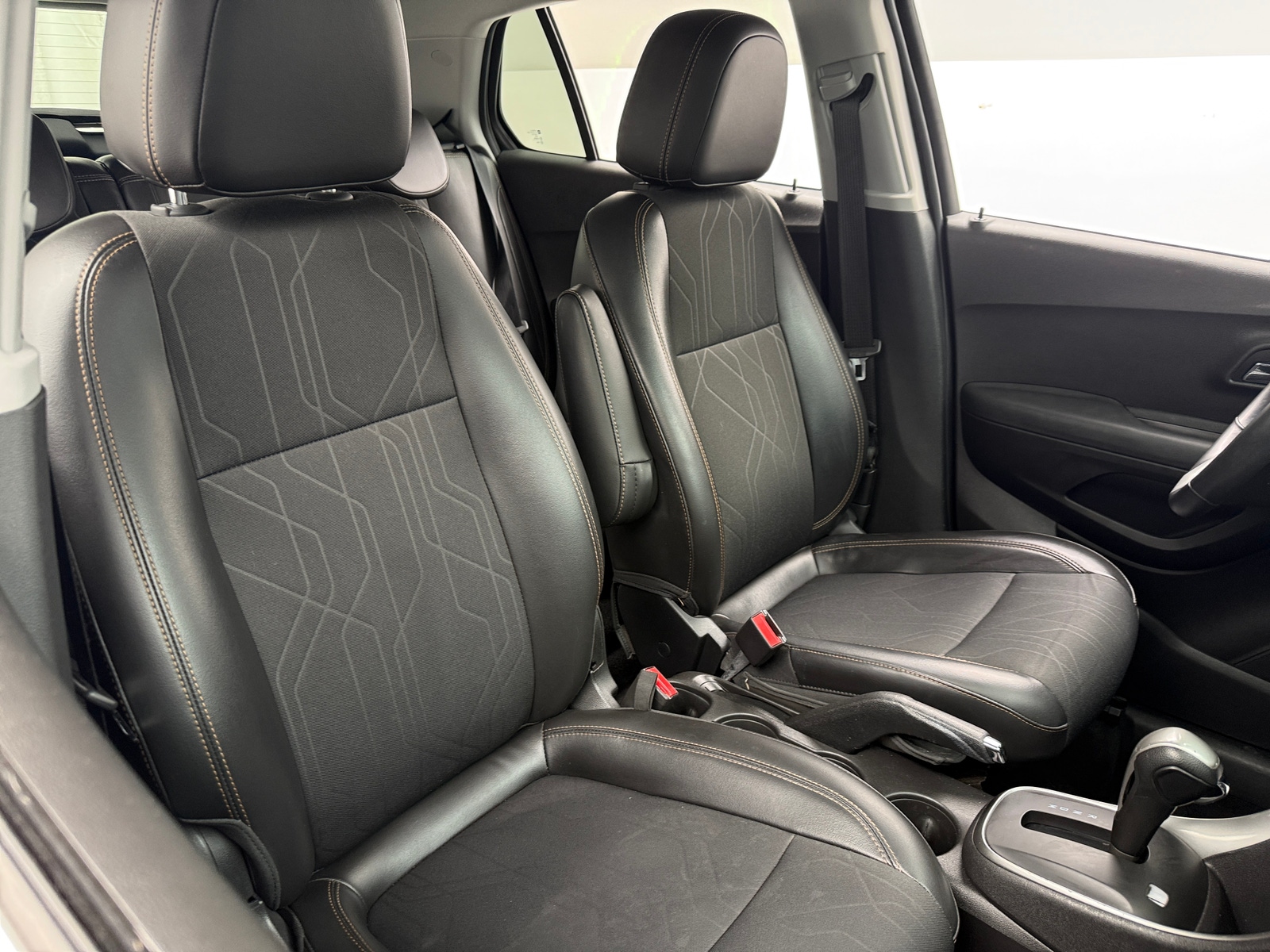 Thumbnail: 2018 Chevrolet Trax - 2