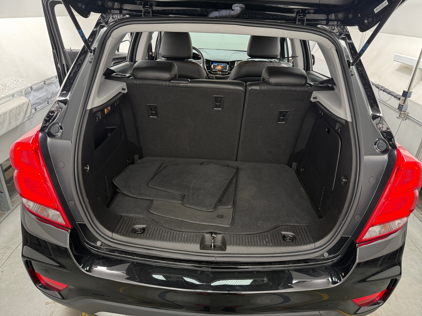 Thumbnail: 2018 Chevrolet Trax - 7