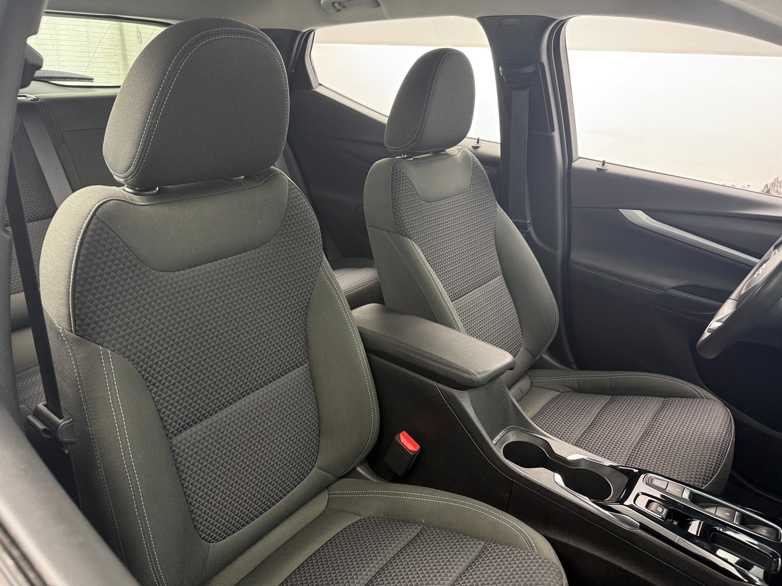 Thumbnail: 2023 Chevrolet Bolt EUV - 2