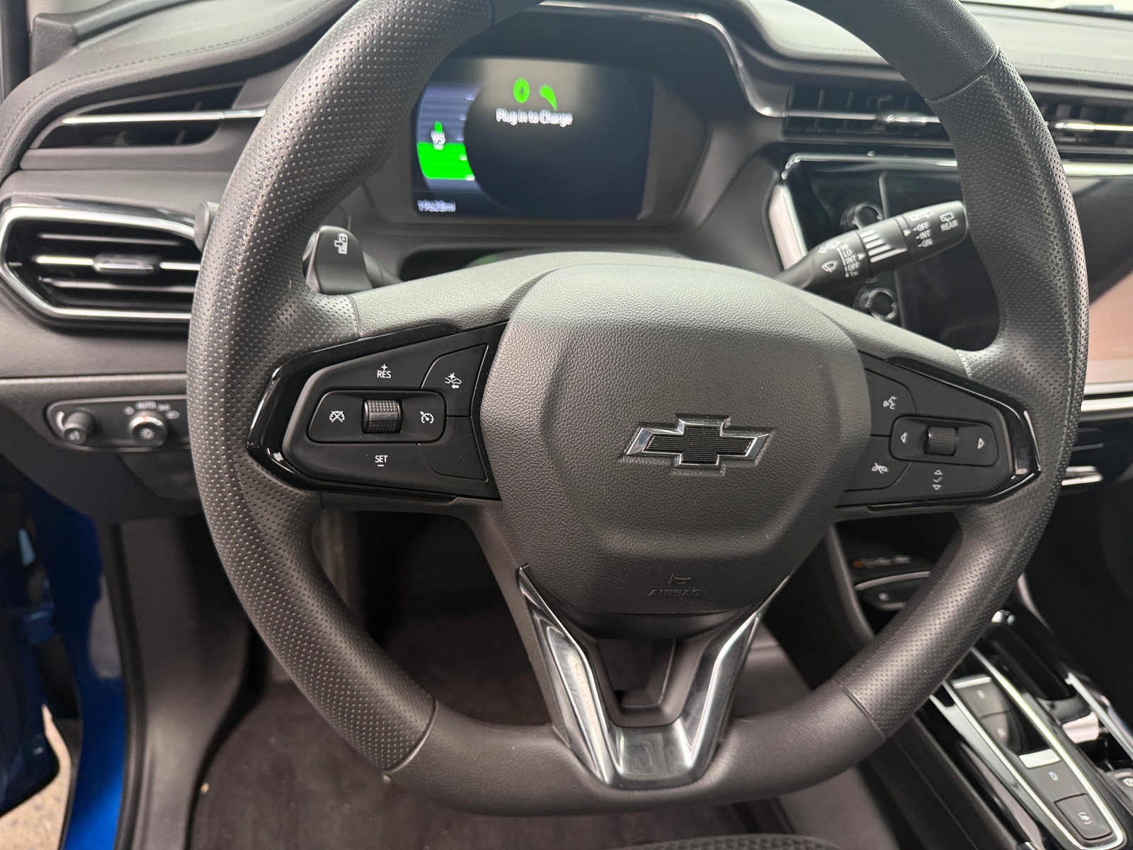 Thumbnail: 2023 Chevrolet Bolt EUV - 5