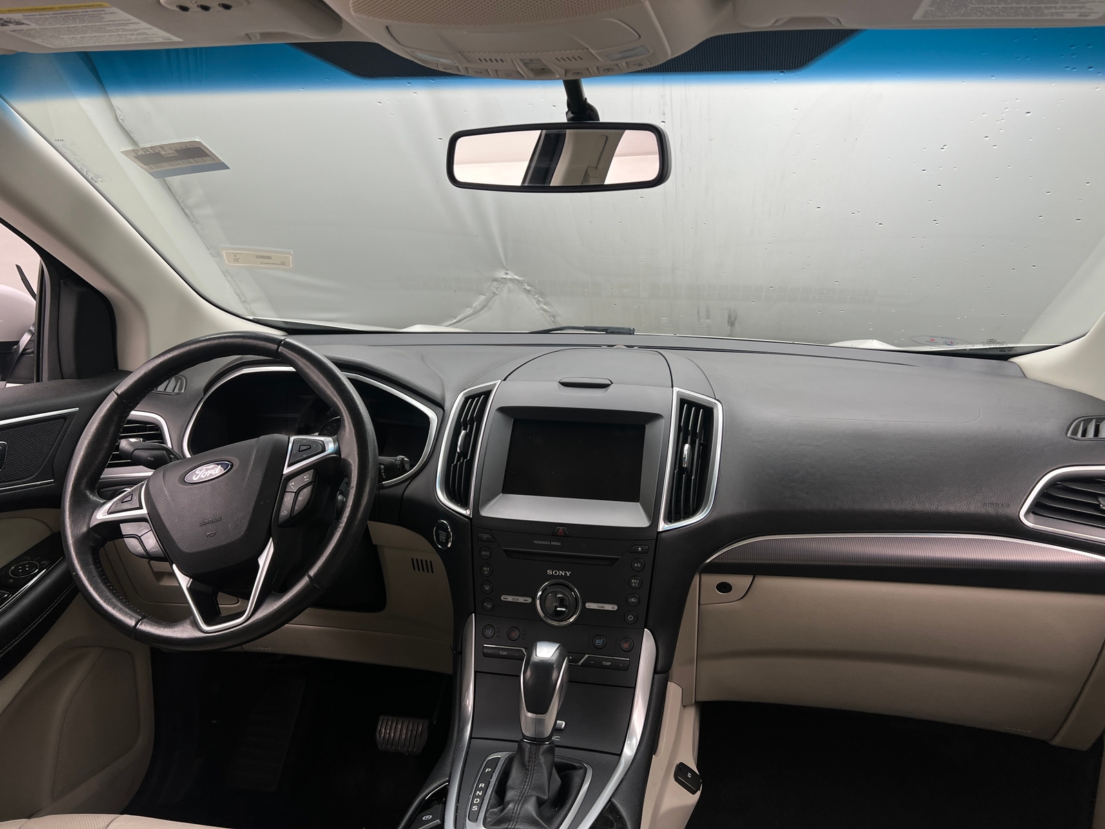 Thumbnail: 2015 Ford Edge - 2