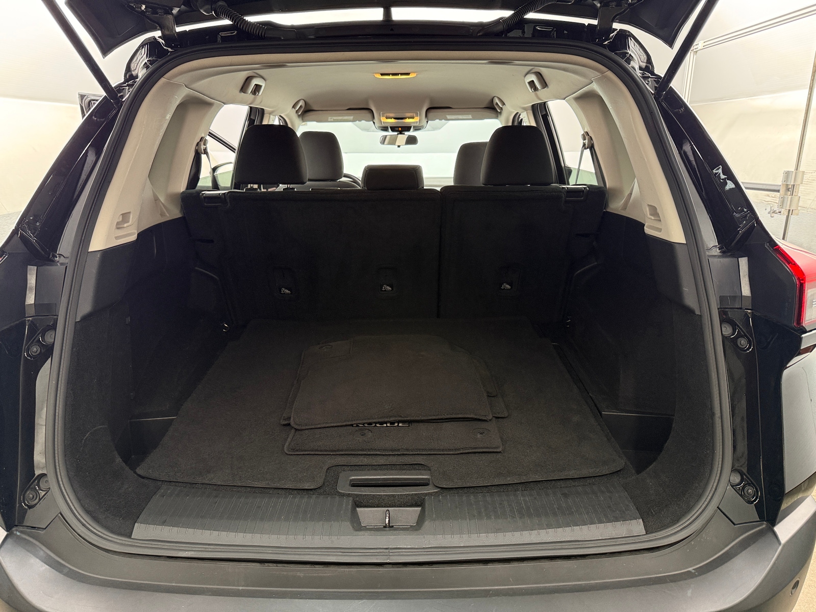 Thumbnail: 2023 Nissan Rogue - 7