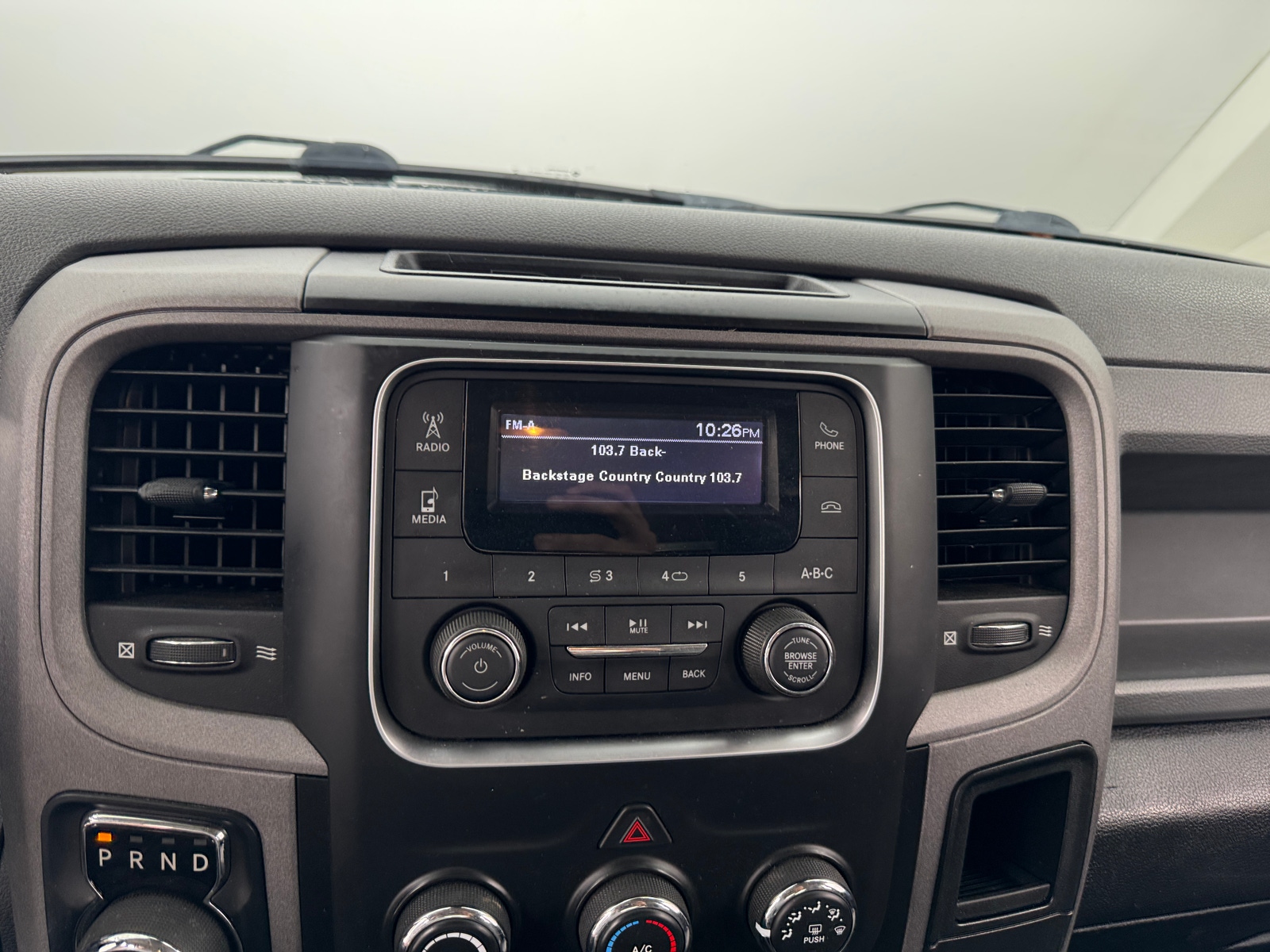 Thumbnail: 2019 RAM 1500 Classic - 4